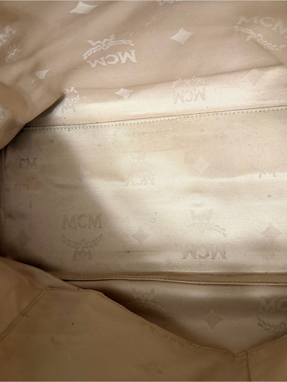 MCM Visetos Cream Monogram Large Tote Bag Gold Hardware - Picture 11 of 12
